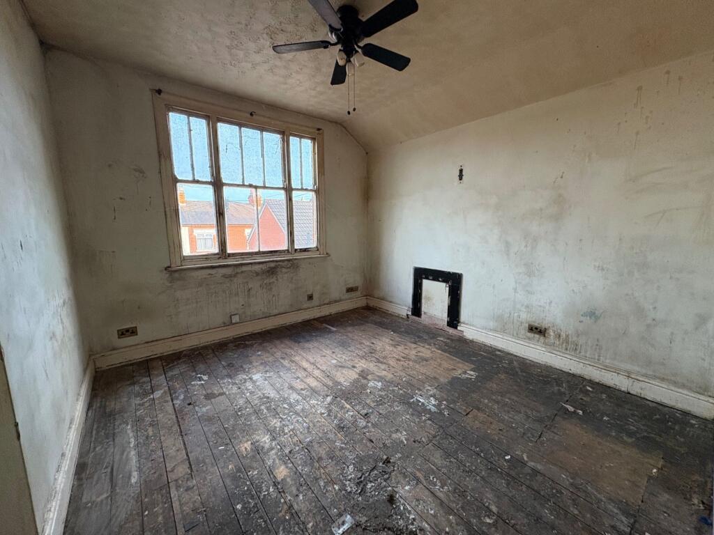 Apartment in Leicester - View 3