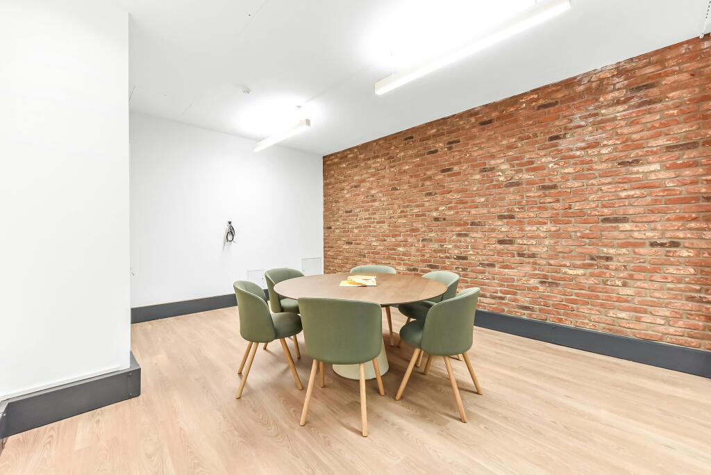 57 Ireland Yard Interior GF 33.jpg