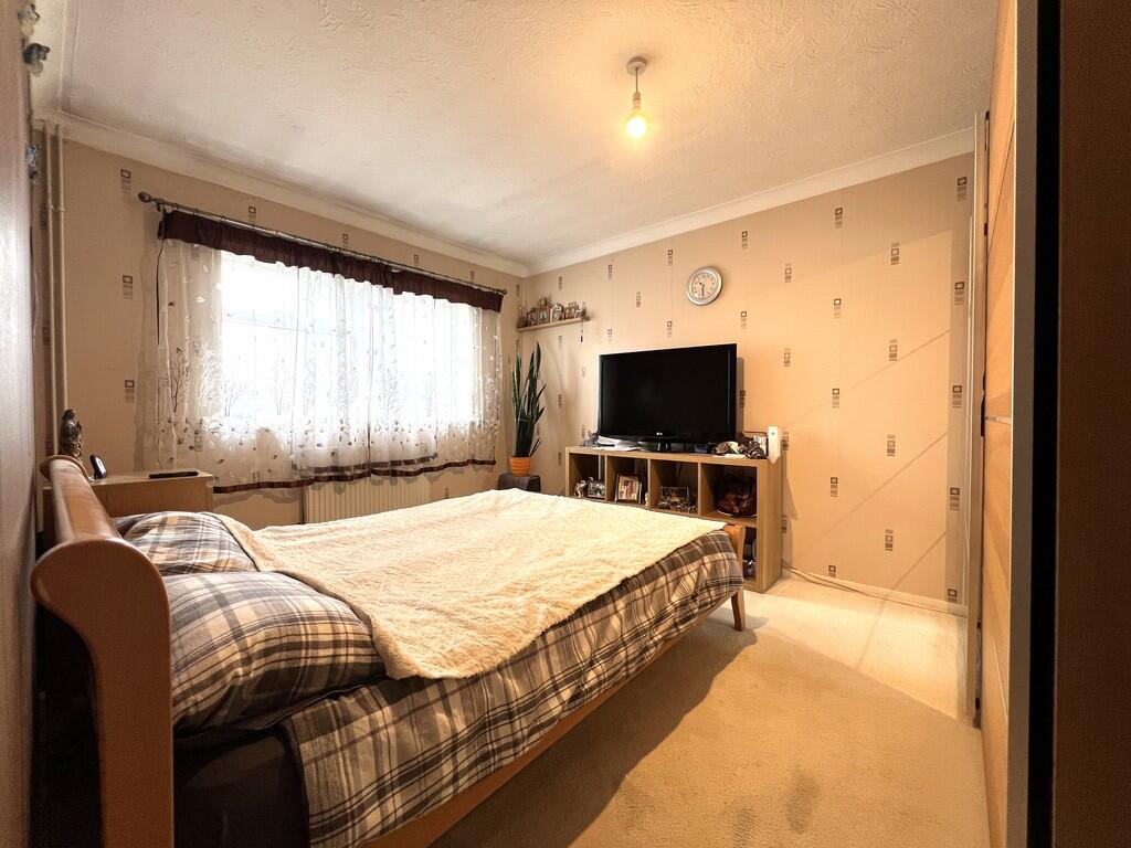 Green Park, Chatteris, Cambs., PE16 6DL photo 4