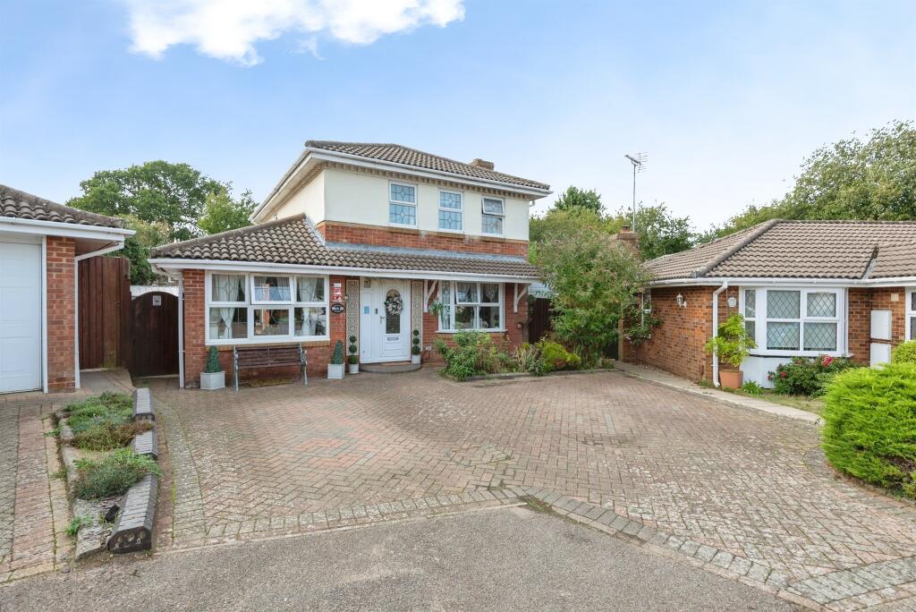 Main image of property: Besford Close, Luton