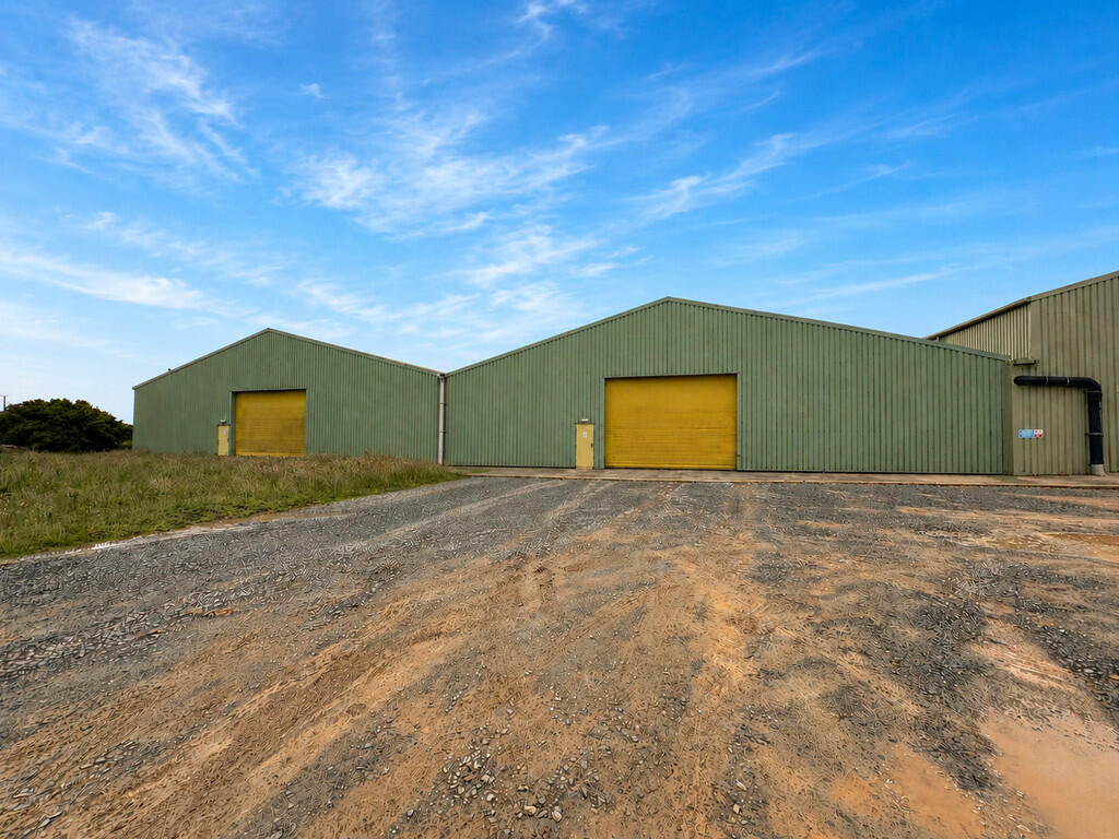 Main image of property: Warehouse Accommodation A17 Washway Road