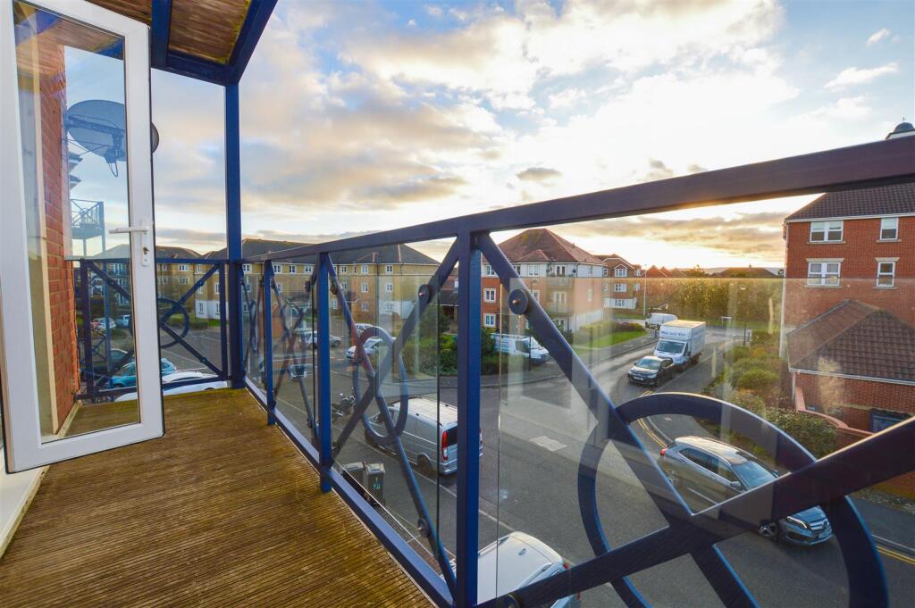 Main image of property: Santa Cruz Drive, South Harbour