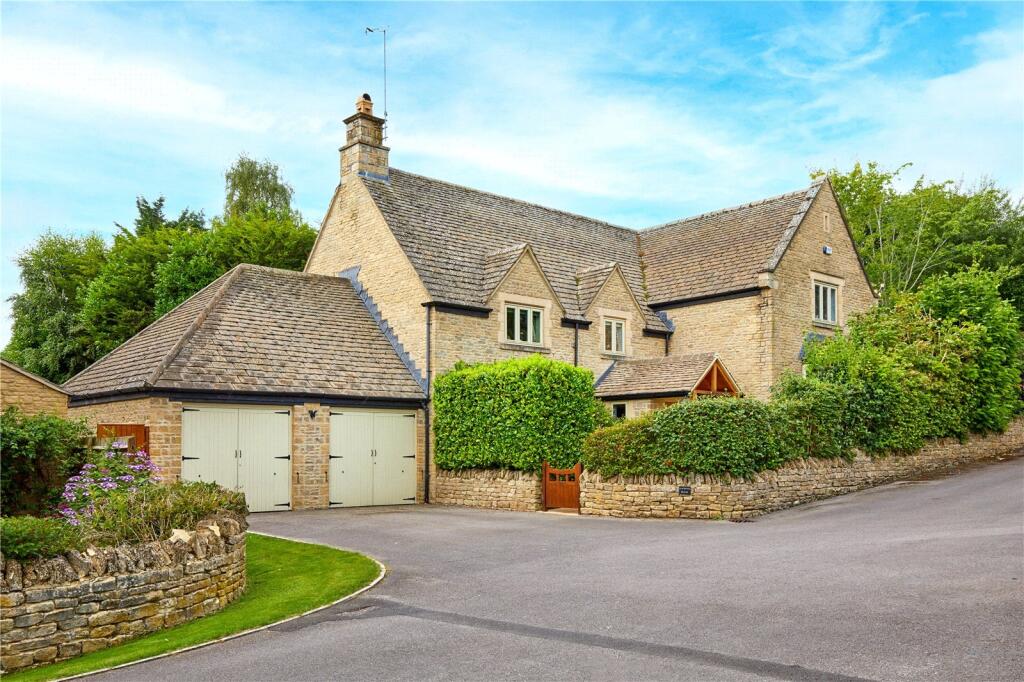 Main image of property: Plum Lane, Shipton-Under-Wychwood, Chipping Norton, OX7