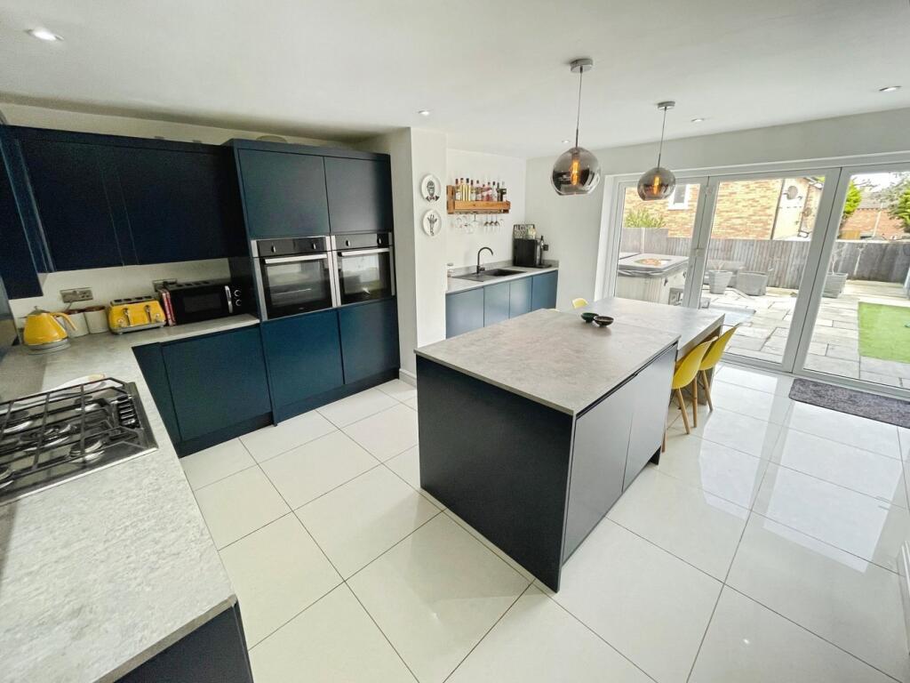 Main image of property: Pen Llwyn, Bridgend, CF31
