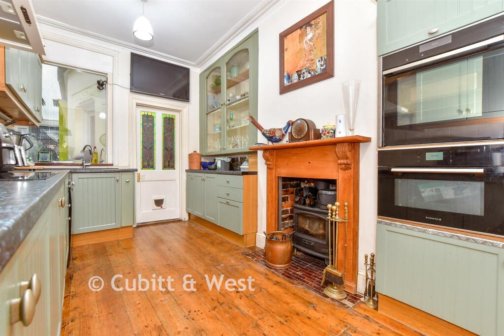 Shadwell Road, Portsmouth, Hampshire - View 3