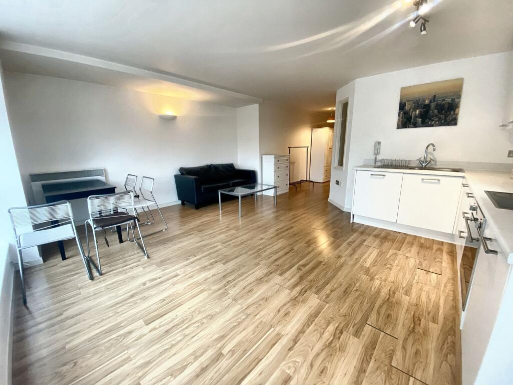 Apartment in Nottingham - View 4