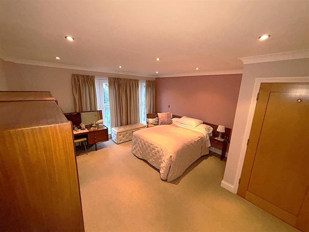 Suffolk House, 2 South Hill Road, Bromley photo 4