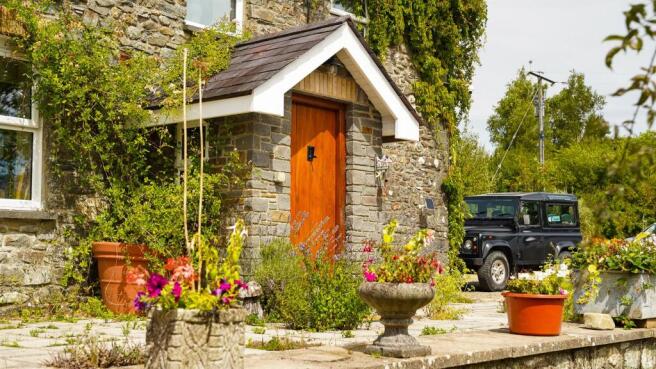 Front Entrance Porch to -