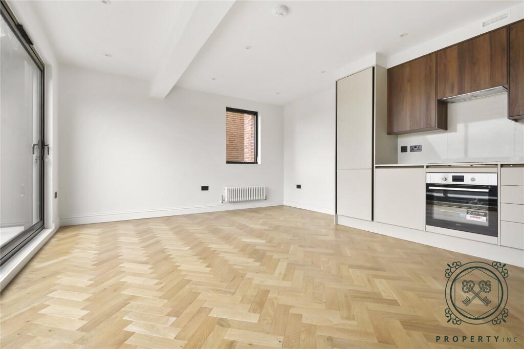 Apartment in London, Caledonian Estate, Barnsbury - More