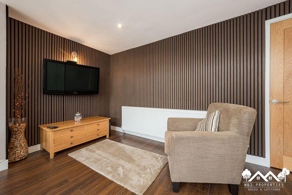 House in Knowsley, Liverpool City Region - More