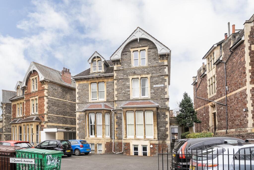 Main image of property: Flat , Queens Avenue, BS8