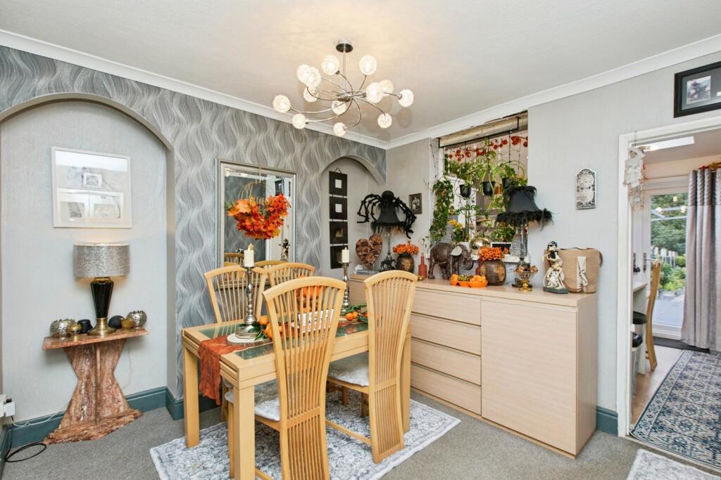 House in Swadlincote, Lower Midway, Midway - View 3