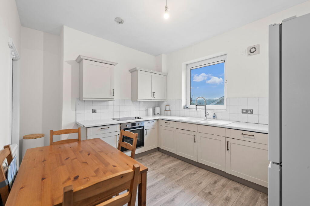 House in Barnsley, South Yorkshire - View 3