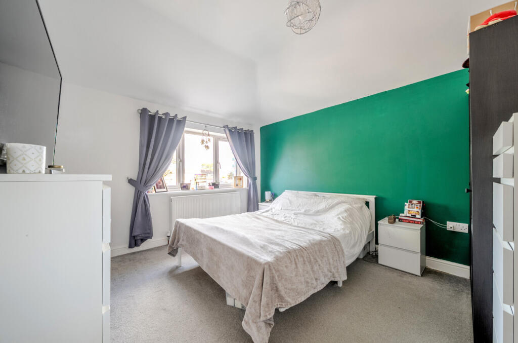 Apartment in Portsmouth - View 5
