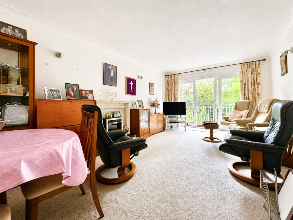 Apartment in Bournemouth - View 3