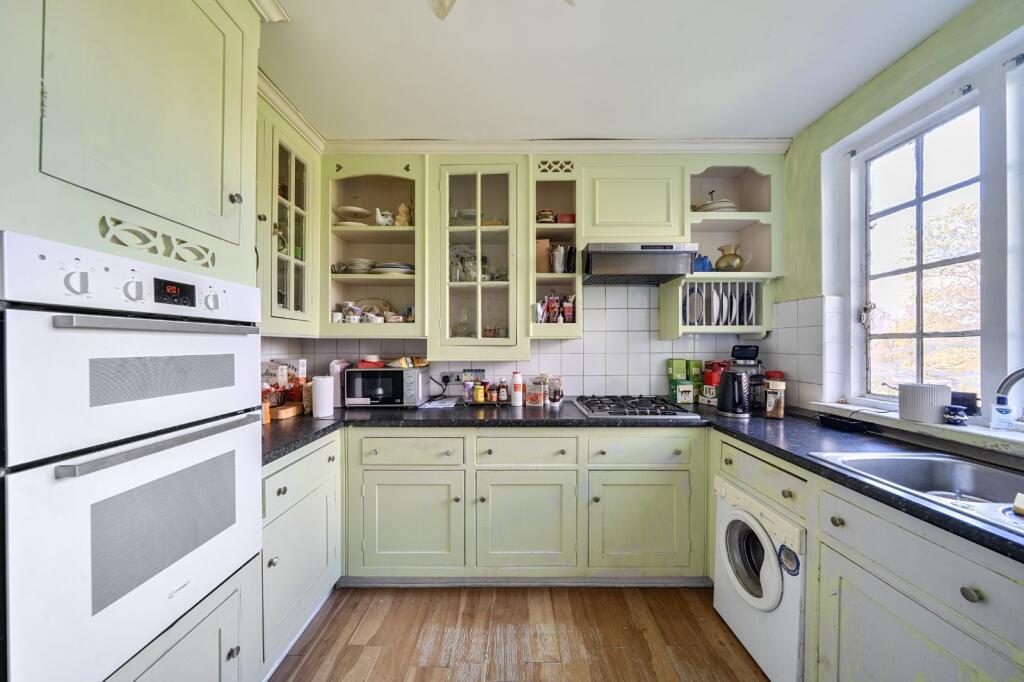 House in London - View 4
