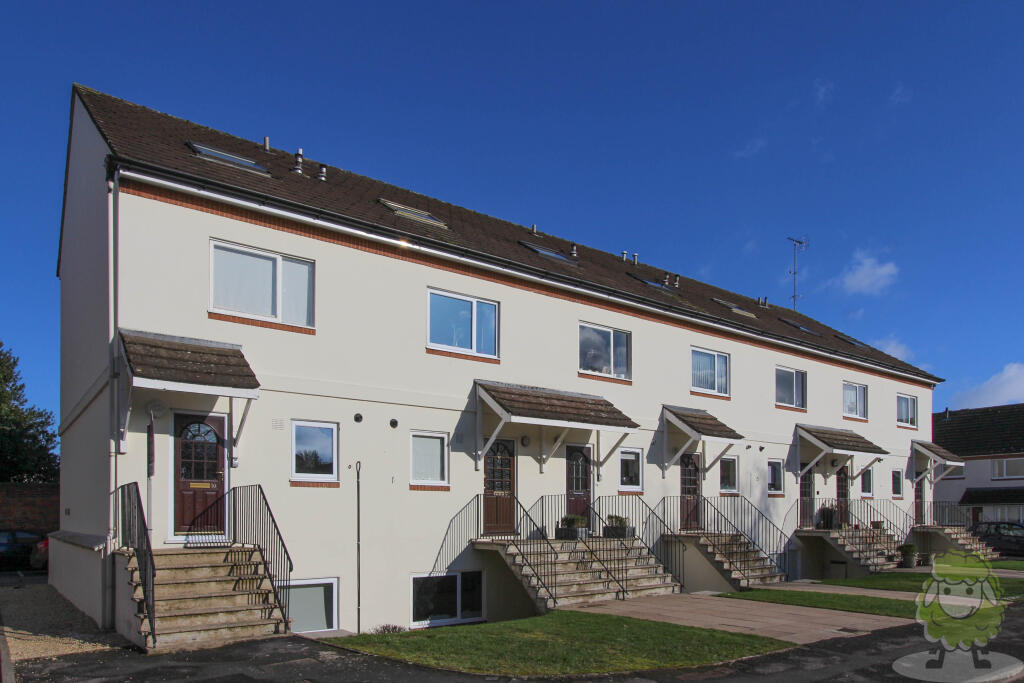 Main image of property: 10 Cedar Court Road, Cheltenham
