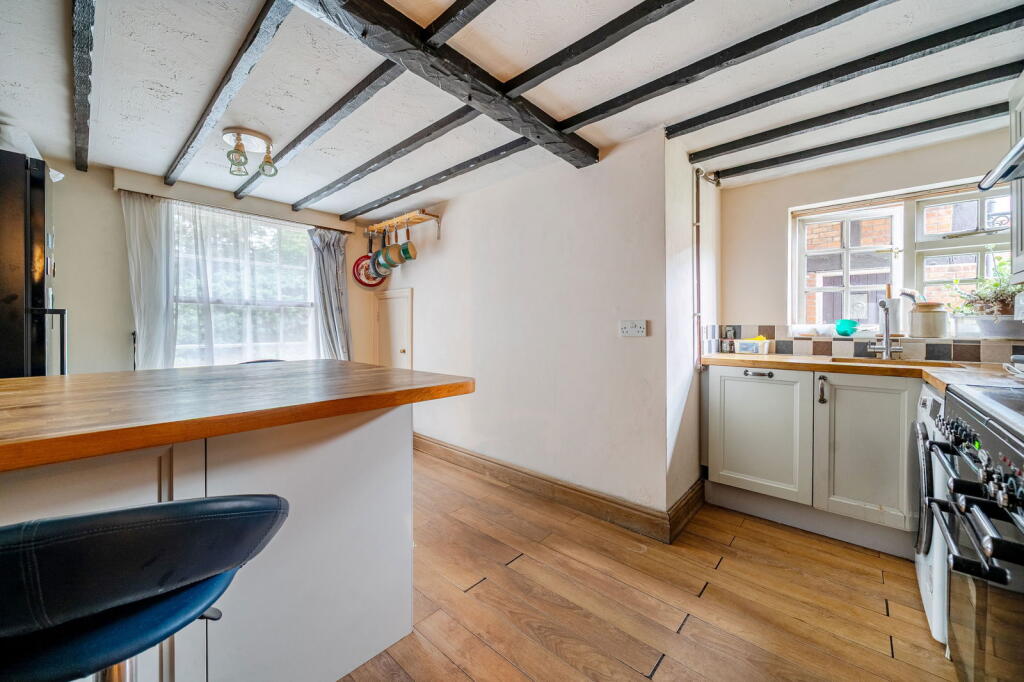 Becket Court, Worting Road Basingstoke RG23 8PW - View 6