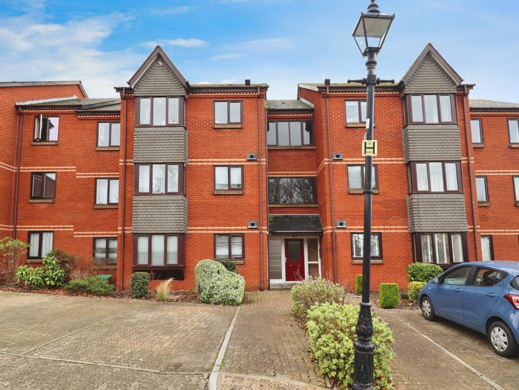 Main image of property: Mariners Heights, Penarth