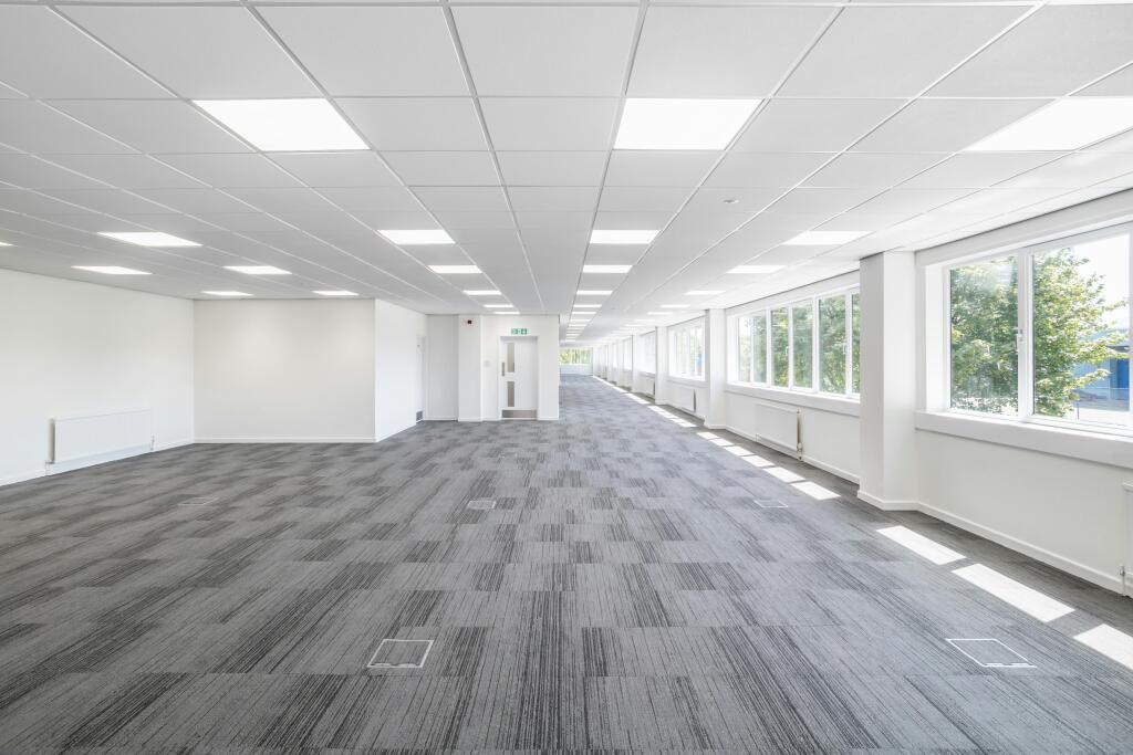 Unit C Laporte Way - Luton-105.jpg
