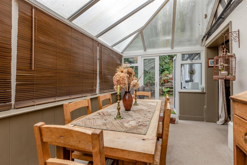House in Maidstone, Loose - More