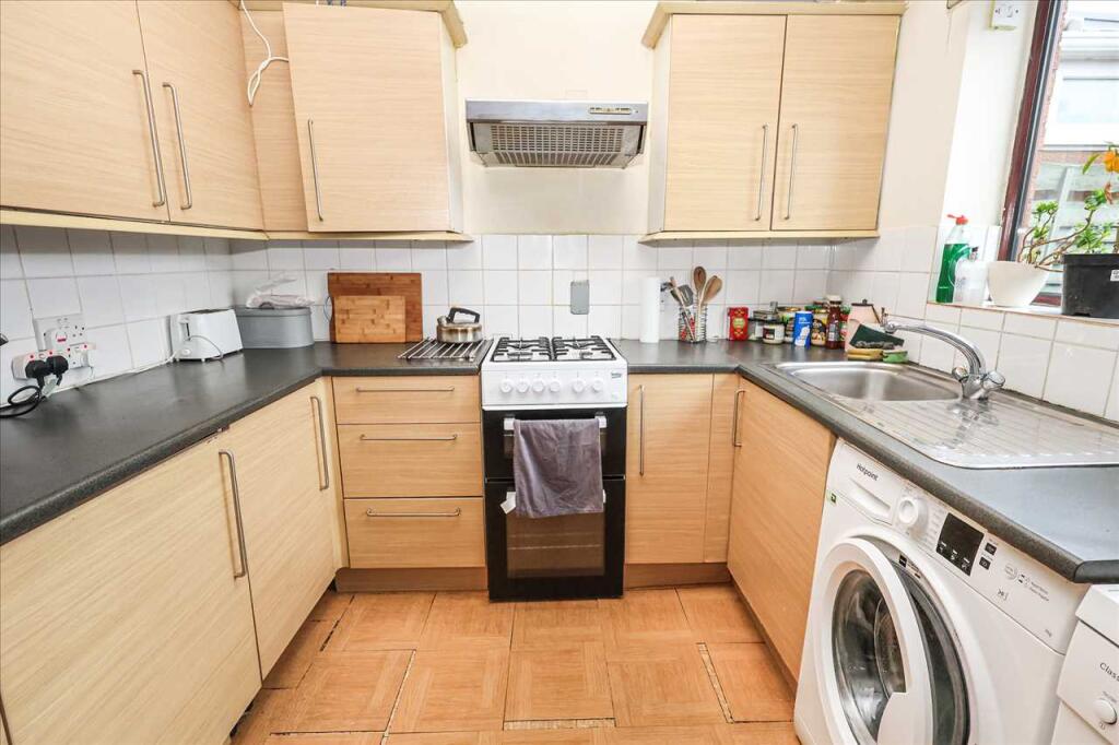 Pearl Gardens, Cippenham photo 3