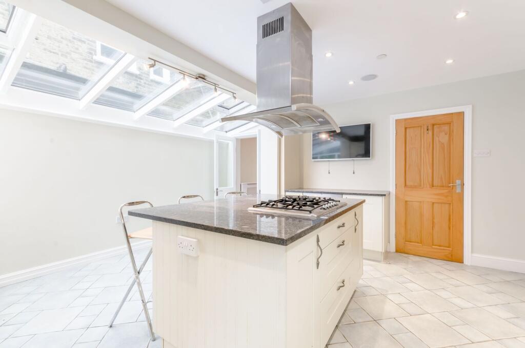 House in London, Wandsworth - More