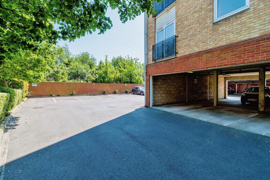 Property photo 8