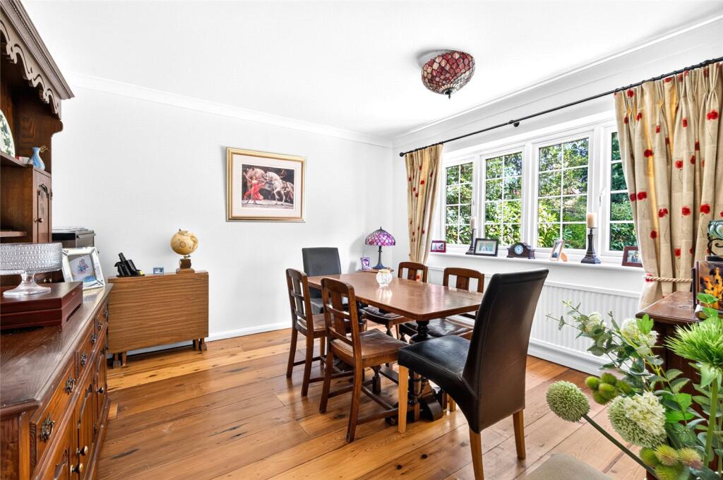 House in Epping Forest, Loughton - View 4