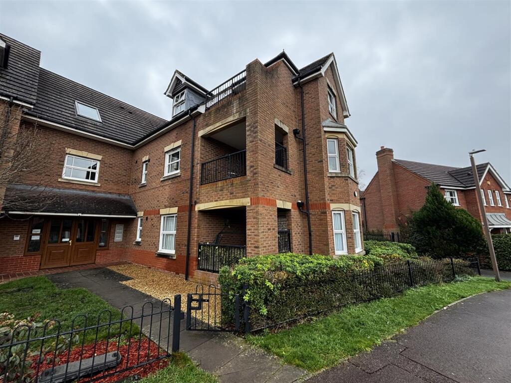 Main image of property: Portishead Drive, Tattenhoe, Milton Keynes