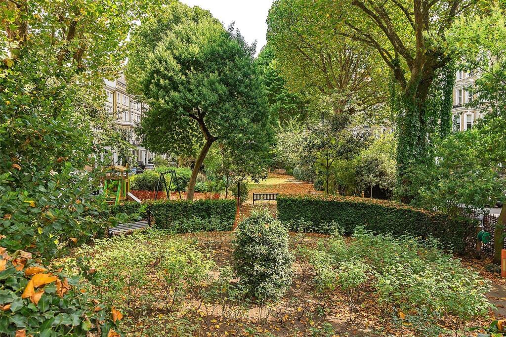 Apartment in London, Earl's Court - More