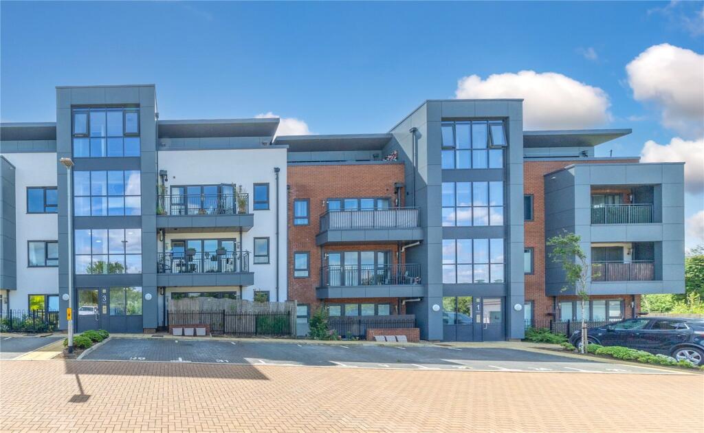 Main image of property: Coral Link, Redhouse Park, Milton Keynes, Buckinghamshire, MK14