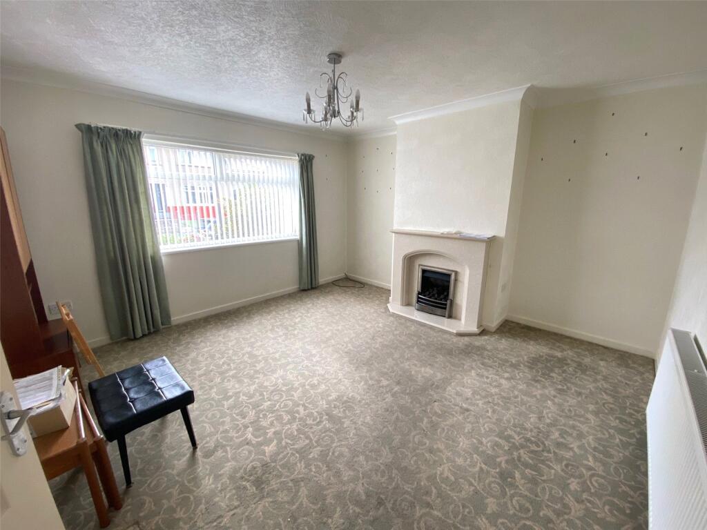 House in Lancaster - View 5