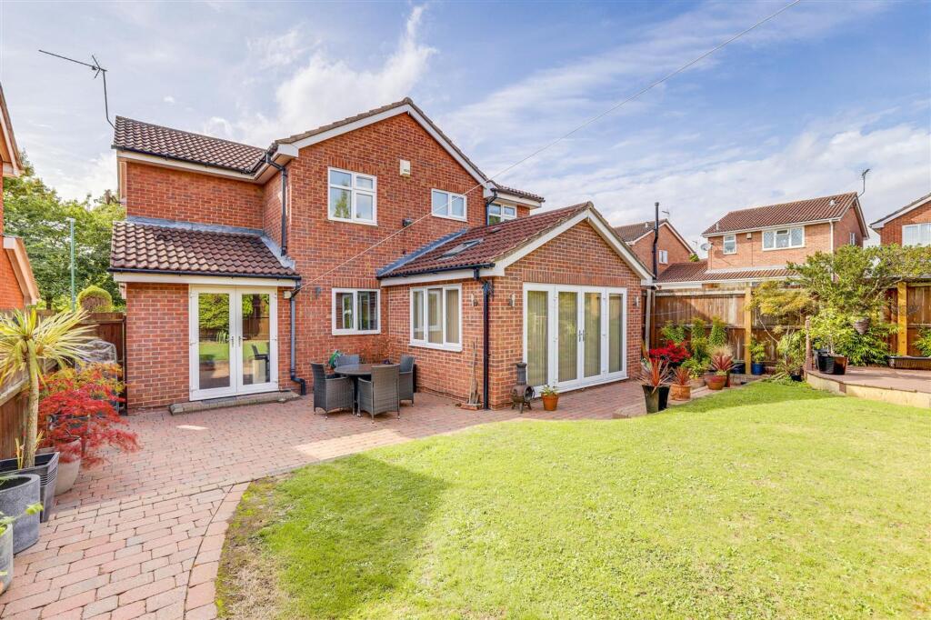Fearnleigh Drive, Nottingham, NG6 photo 3