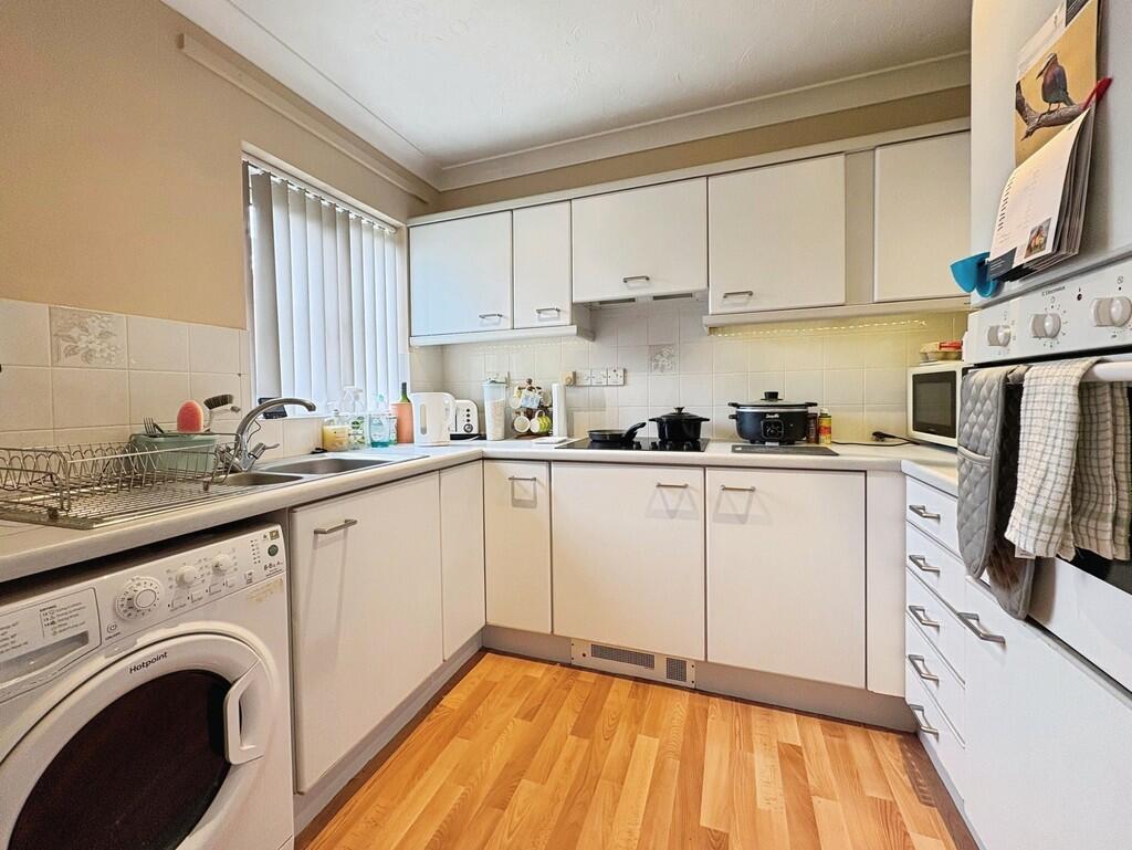 Coverdale Court, Yeovil photo 4