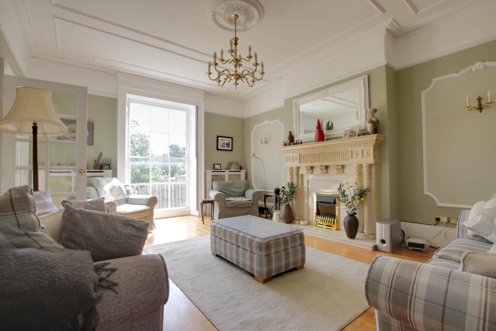 House in Fareham, West End - View 3