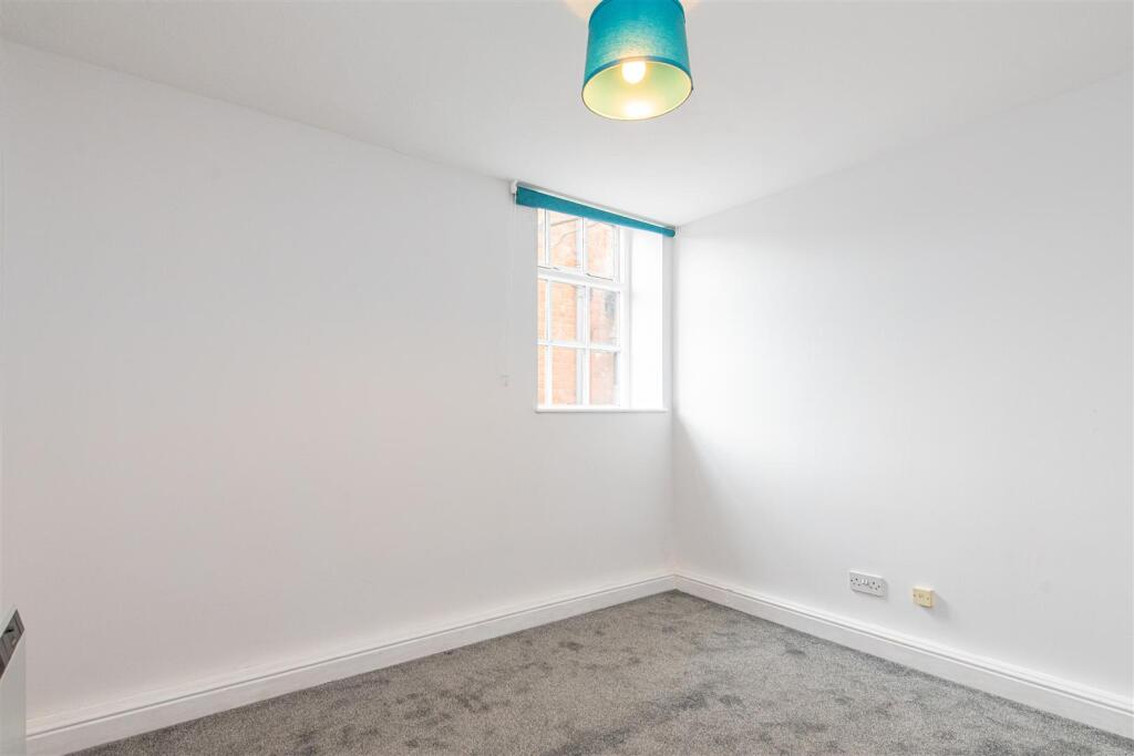 Apartment in Harborough, Market Harborough - View 3