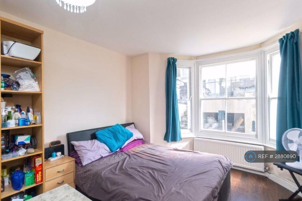 Main image of property: Barclay Road, London, SW6