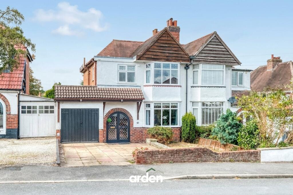 Main image of property: Castle Lane, Solihull, B92