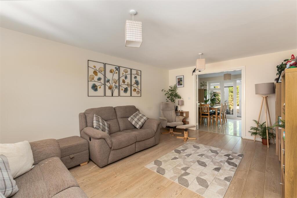 House in Cherwell, Bloxham - More