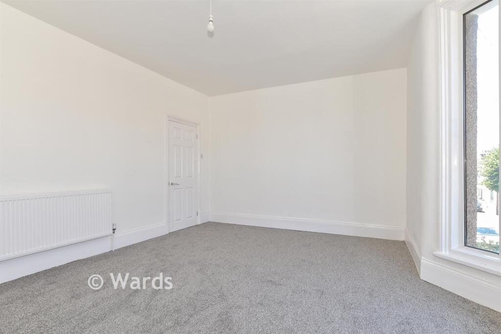 House in Sheerness, Marine Town - View 5