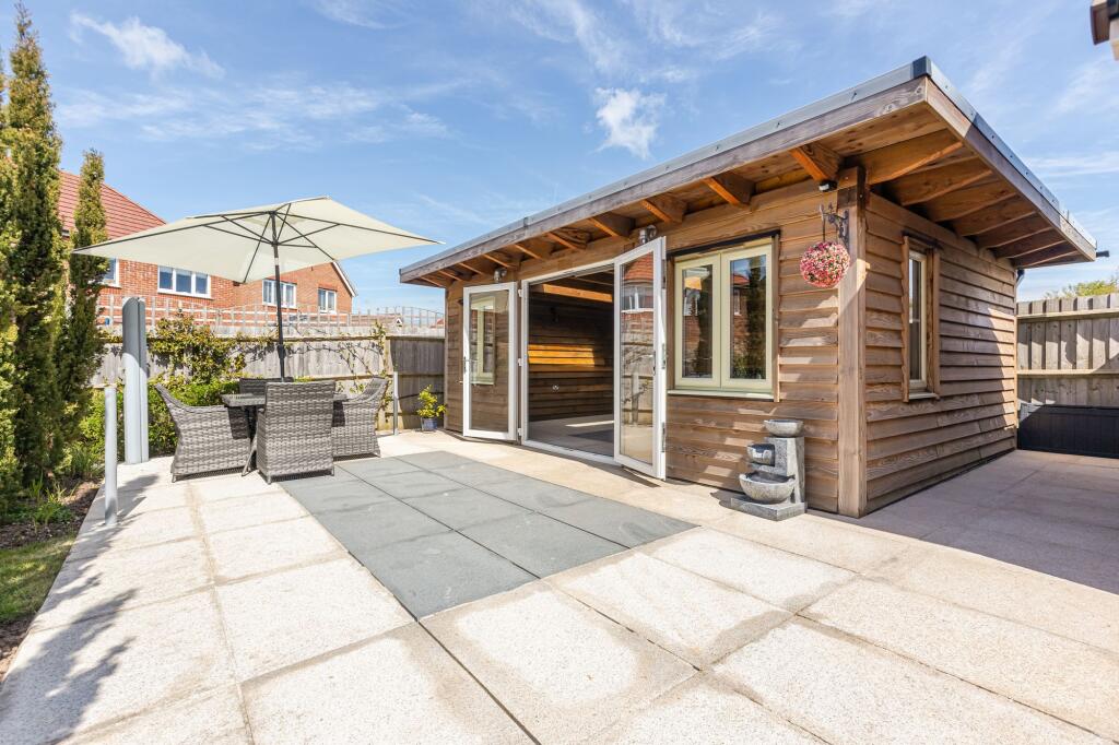 Robin Way, Kingsteignton, TQ12 photo 4