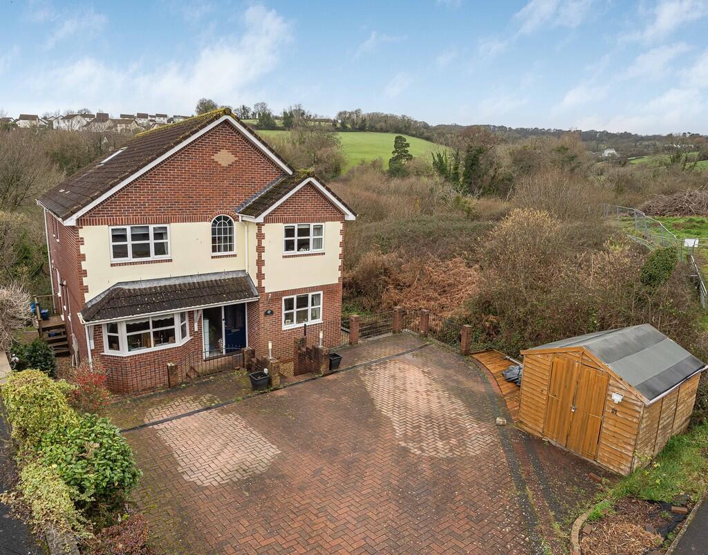 Main image of property: Gilbert Avenue, Teignmouth, TQ14 9NN