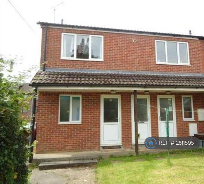 Main image of property: Roselands Gardens, Southampton, SO17