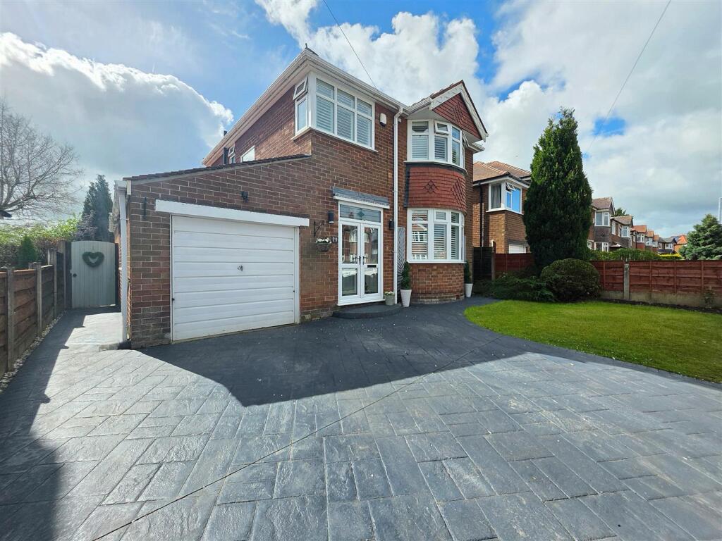 Main image of property: Drayton Drive, Heald Green