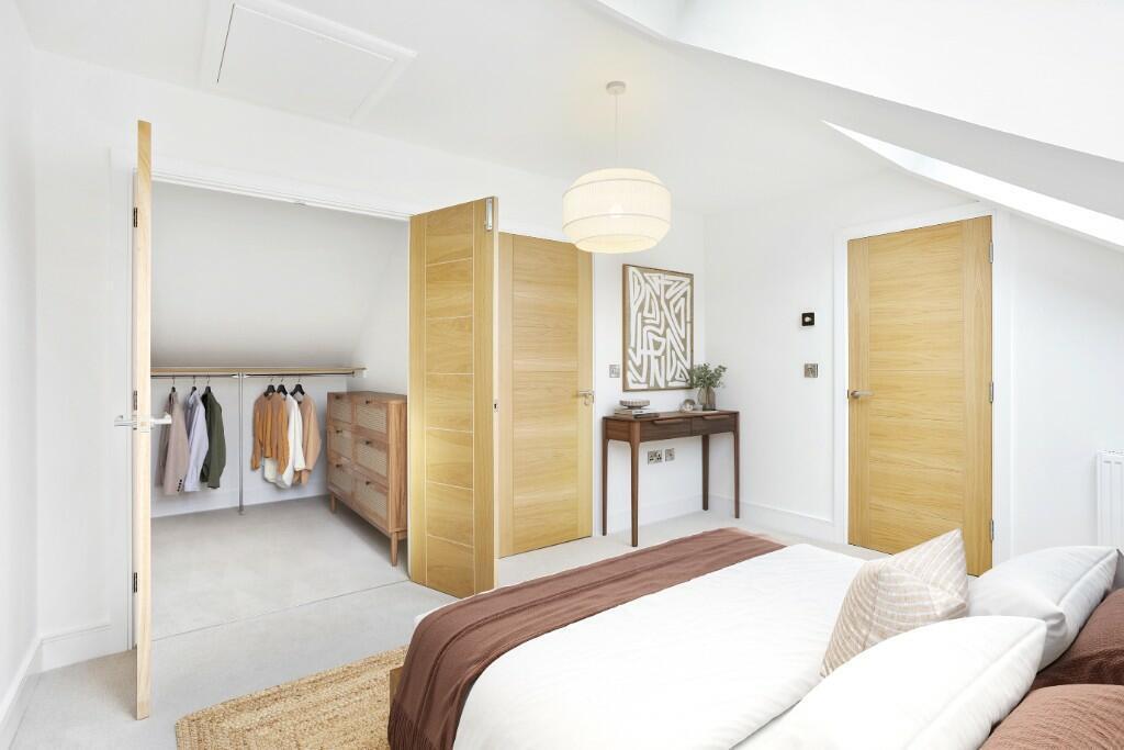 Main image of property: Dinan Way,
Exmouth,
EX8 5FP