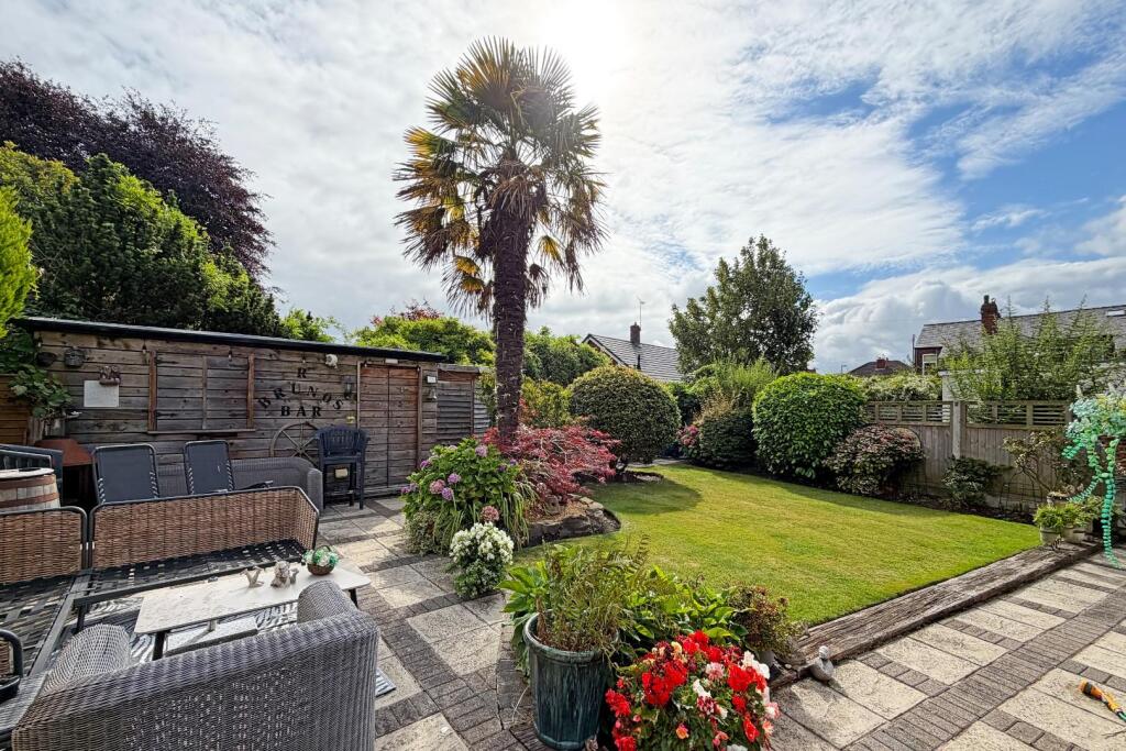 Bradley Close, Timperley photo 4