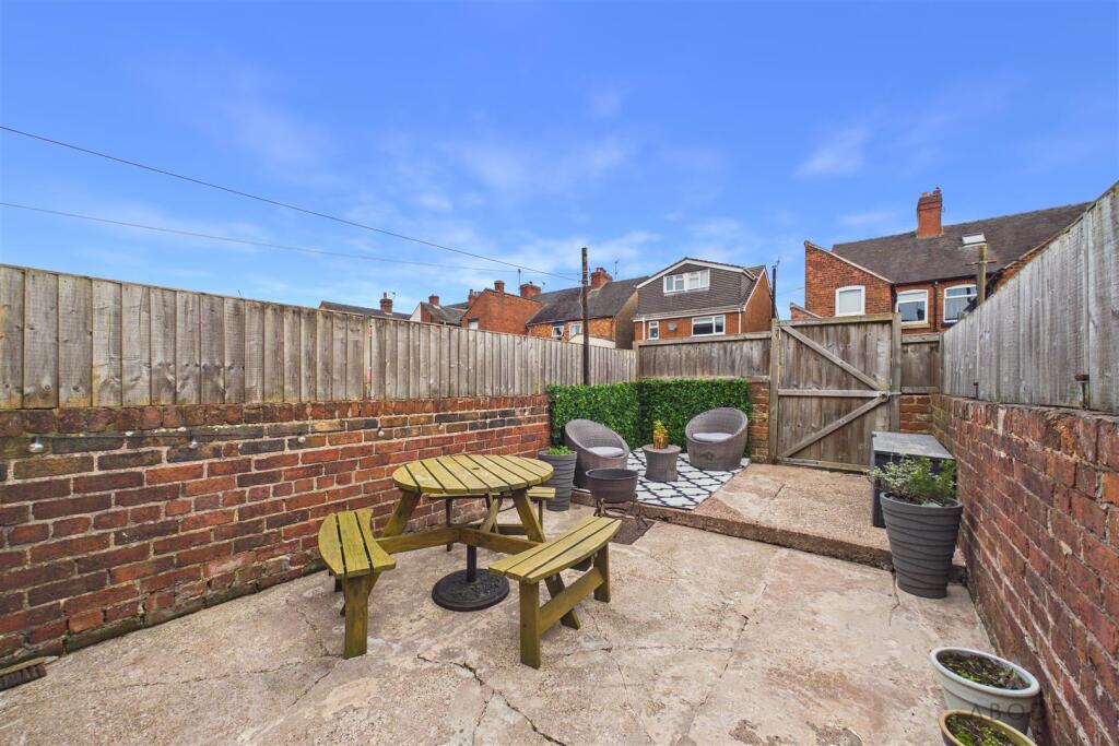 Plant Street, Cheadle photo 4