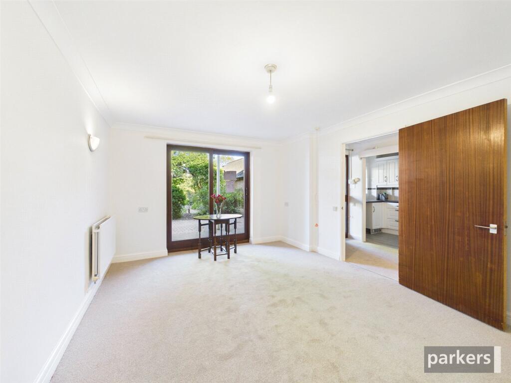 Apartment in Reading - More