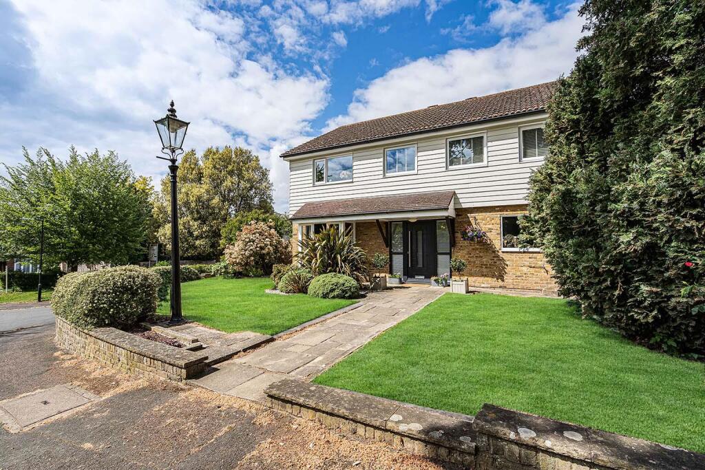 Main image of property: Beechwood Close, Exning, Newmarket